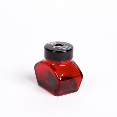 scarletpen's profile picture. no