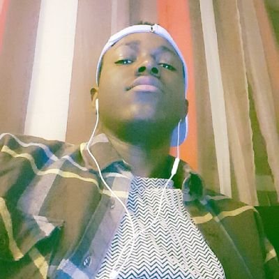 Juin 1995 - #Team223 #Soninké Snap : Bangbng223 Instagram : ken_aux_jojo