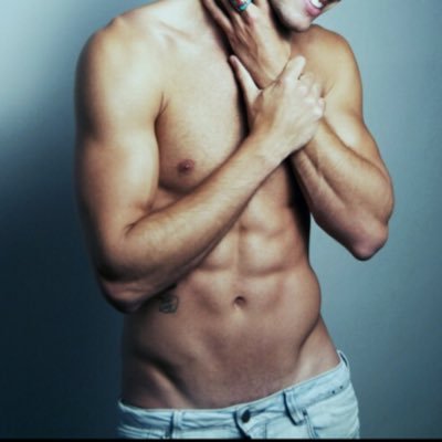 greenlightpapi's profile picture. 