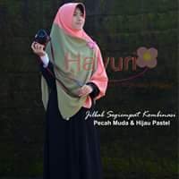 TitinAeniklara's profile picture. 