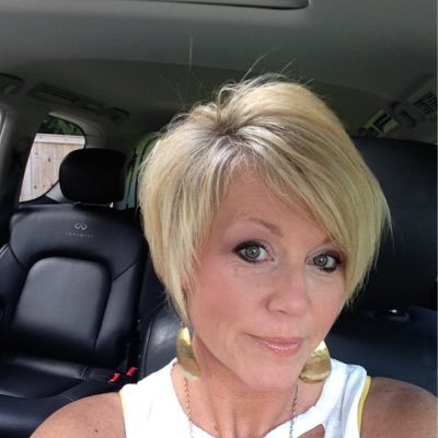 I AM PASSIONATE ABOUT HELPING PEOPLE WITH THEIR REAL ESTATE NEEDS, I LOVE MEETING NEW AND INTERESTING PEOPLE AND HELPING THEM INVEST IN THE REAL ESTATE MARKET!