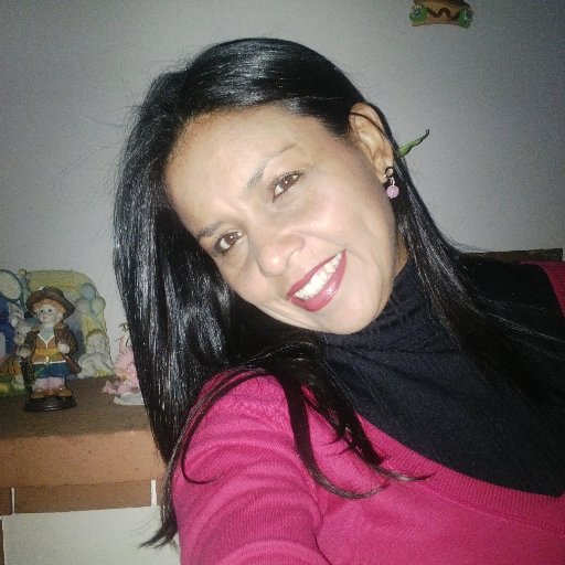 normaehs's profile picture. Cuando las personas se alejen de ti, dejarlas ir no significa que sean malas personas, sólo que su parte en tu historia ya se terminó... ♥