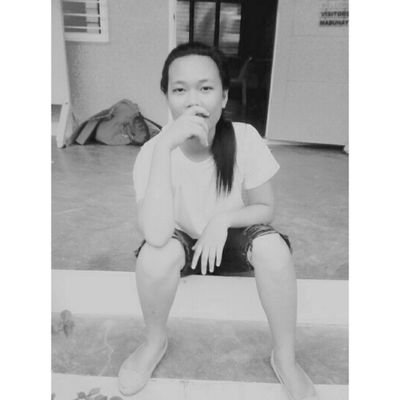 SweethylisREAL's profile picture. 