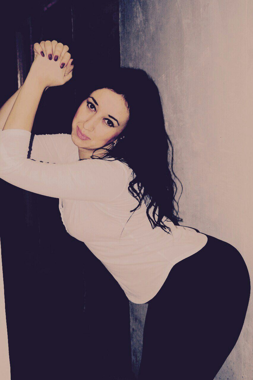 There are three sides to an argument.. my side, your side and the right side.