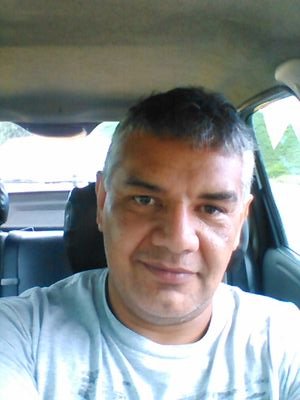 ingeniero en navegacion terrestre... taxista  !! y tambien solucionador de problemas pasajeros..jeje