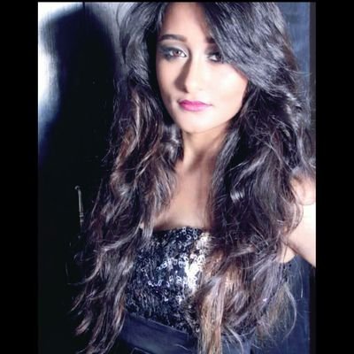 Radio Presenter at @city1016
The Voice of UAE 2017 - Women Category
Finalist Miss India, Dubai 2017