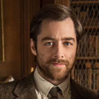 Roger J MacKenzie (Book Boyfriend Extraordinaire) (@rogerjmackenzie) 's Twitter Profile