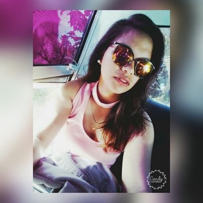 thiarietie's profile picture. 