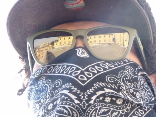 paulosenn's profile picture. I was travelling around the world. I have just arrived here ahah.