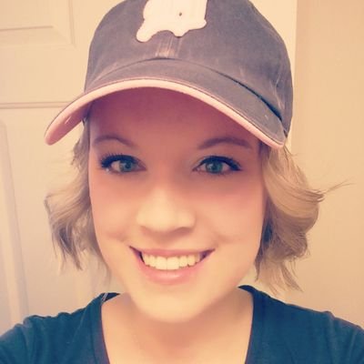 beccawitties's profile picture. teacher. ✏Lover of Art. Math Enthusiast.                               https://t.co/DHmyjMJAPp