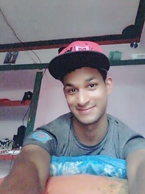 pradeepbharti dist-chamoli garhwall
work at' Indian army.
live in gopeshwar.