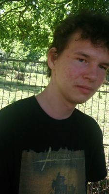 LLeberer's profile picture. Ich heiße lukas und habe ein YouTube Kanal der Heißt SkyrimGamerLP und hab Steam und dort heiße ich Itz_BoosterX
Und hab inzwischen Minecraft für den pc