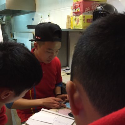 aierxiaofei0071's profile picture.