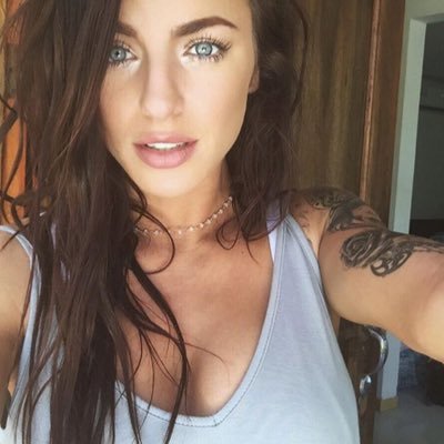 adriana_rphog's profile picture. 