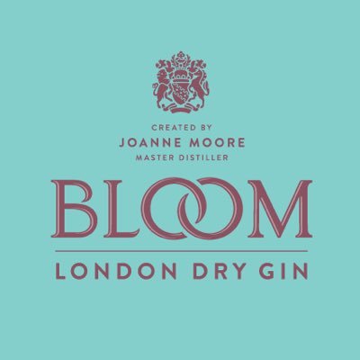 🌿 Award-winning London Dry Gins, blended using the finest botanicals to create a distinctively fresh & floral taste 🌸 Drink responsibly, 18+ only.