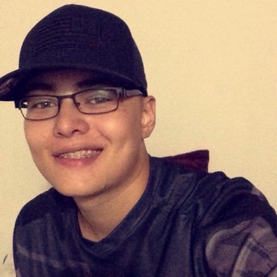 martinezcarloso's profile picture. @neopaccesorios_joyeria - @andres.m2118 insta martinezcarlos5snap