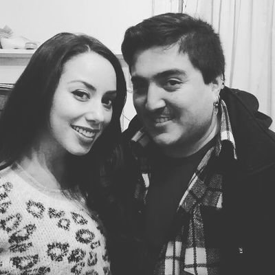 Javierock0701's profile picture. Nada hay bajo el sol que no tenga solucion, nunca una noche vencio a un amanecer
@Javierock0701 Webs #HolyVice #TeamBarbie #Morphosis #Singer #IngEnFin #Sayayin