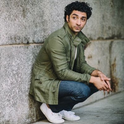 Noah Aronson is a young, energetic and soulful composer/performer whose unique musical style is appealing to communities across the country and in Israel.