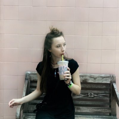 hannahharpers's profile picture. my nanny, your butler ☀️ she/her