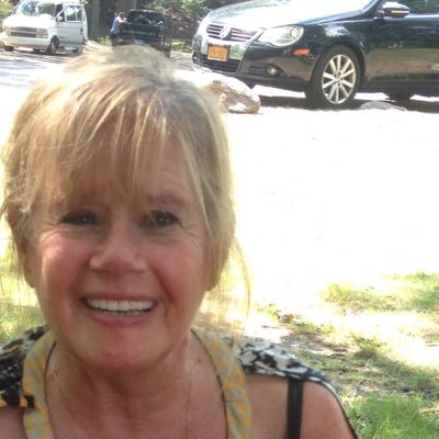 Elissach's profile picture. 