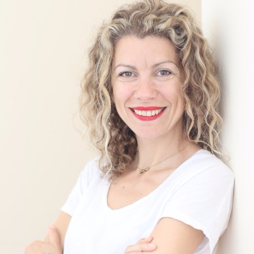 Digital and mobile marketing explorer. Works @ChaosGroup. Yoga student. Compulsive hobbyist.