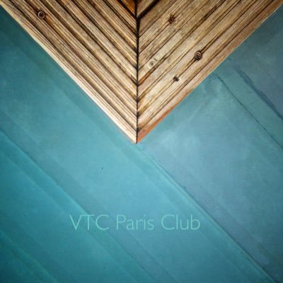 Société de Véhicules de Tourisme avec Chauffeur. Informations et réservations tel: 0142235905 / +33659774401   
ou par e-mail : contact@vtcparisclub.com