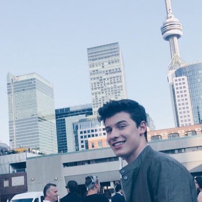 I met Shawn 8.13.14 •Shawn/Shawn 11.8.14• #ShawnWorldTour @ShawnMendes