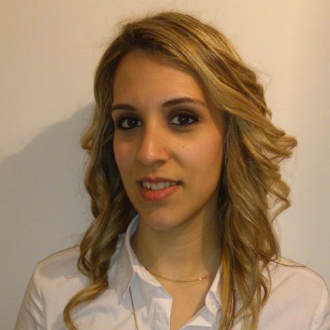 Traductora profesional (EN/FR-ES) especializada ​en traducción audiovisual, localización y traducción general.