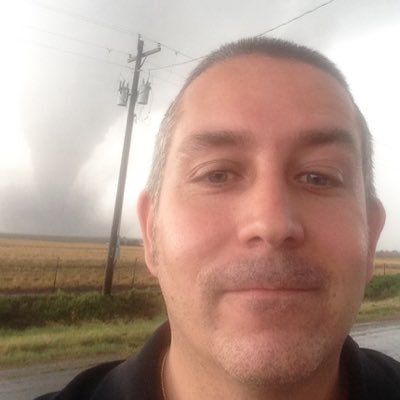 MurieBrad's profile picture. Part time storm chaser. Tornadoes and Major hurricanes only. Full time animal and nature lover.