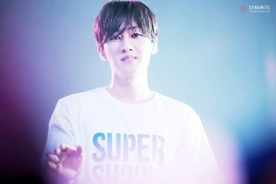 hyukjaeRC_'s profile picture. «Its only the shadow of yourself that you see here-