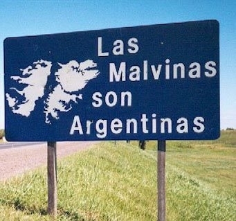 Hacia la recuperación política de nuestras Islas Malvinas Argentinas.

Hazte fan en Facebook y compártelo con tus amigos.