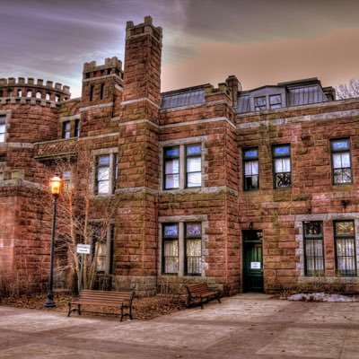 Bballandstocks's profile picture. Day trader from P-Town. My mind's on these Vegas nights...SoCal beaches are my heart, excuse the random thoughts in between