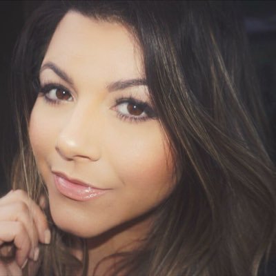 Makeup Artist / Esthetician / Living to Learn / Believer in True Love / Sports Enthusiast / UCSB / Owner of @JMichelleBeauty / Adventure Seeker