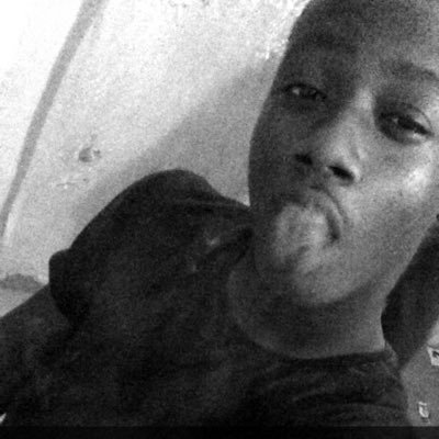 benigotmorehoes's profile picture. 