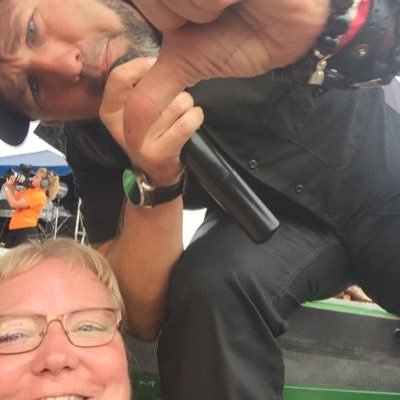 karenlane82's profile picture. Countrymusic and MN Twins. Love them both!!!!!