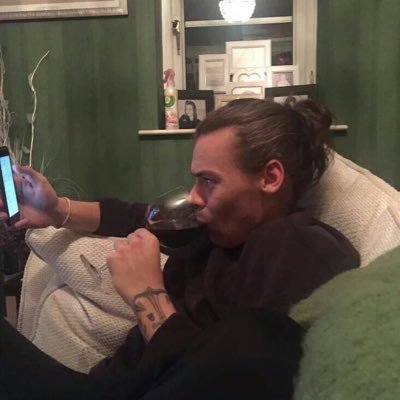GRUPINHO DE LARRY E ZIAM// MANDA O NÚMERO NA DM *obs: não precisa ser necessariamente ziam e larry @zjmawards @zwynrise