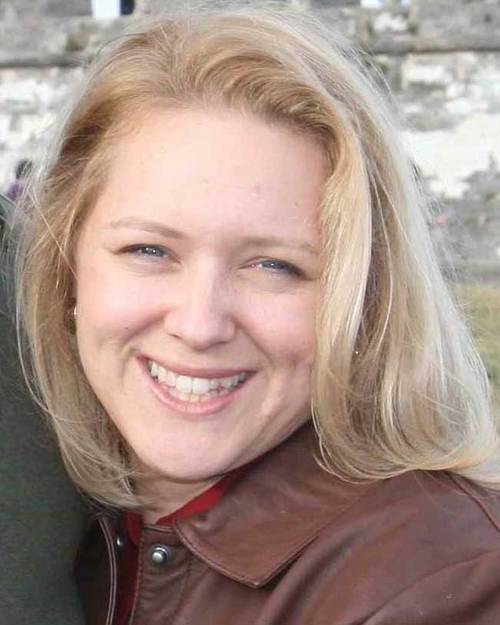EvelynAmis's profile picture. Wife of one. Mom of four. Loves Jesus!