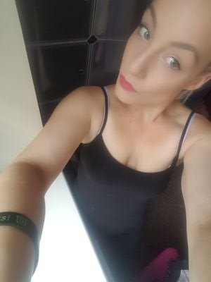 5a0473d349a04eb's profile picture. 