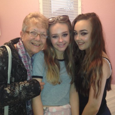 pamhop2's profile picture. 