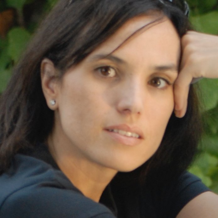 DeborahErkoreka's profile picture. 