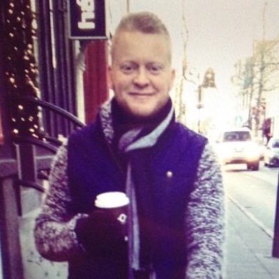 gesturg's profile picture. Knattspyrnuunnandi, Arsenal og ÁrborgFC. Skíðamaður, körfuboltaáhugamaður.