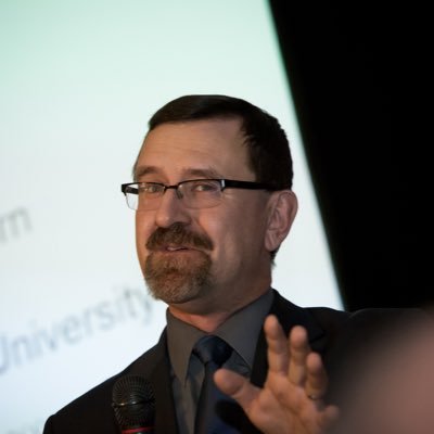 Husband, father (x2), prof of Computer Science and Grad Program Director for the Master of Digital Media Masters @RyersonU, CF Veteran (RRegtC)