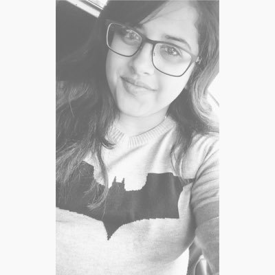 sandur_shruti's profile picture. Vadodara based, but Bangalorean by heart  Gets paid for talking- Fundraiser by profession but Photographer by passion.