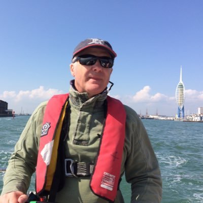 R1chieburrows's profile picture. 