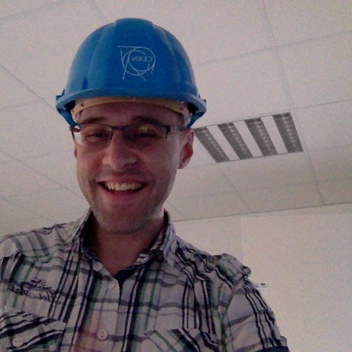 AleStyle81's profile picture. Lecturer in Nuclear Physics