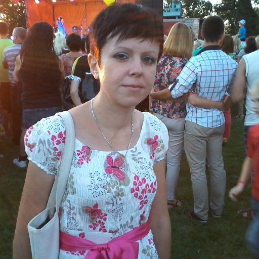 lara50841139's profile picture. 