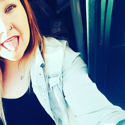 susi_velilla's profile picture. Reir de la vida aunque duela,Si me besas el cuello, me pierdo.Si te prometí amor no me acuerdo PD:TEQUIERO Ojalá que lo que busques valga mas de lo que pierdes.