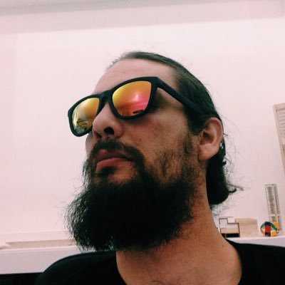 (He/him)Ingeniero informático, poli-friki. Juego mucho a @AristeiaTheGame y ¡a veces gano!. Abulense-vallisoletano viviendo en