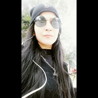 Lady_LaMotte's profile picture. Mi vida se trata básicamente de trazar lineas de felicidad!! Diseñadora Gráfica - Propietaria de AL DISEÑOS

Adoradora de michis
Escritora fracazada