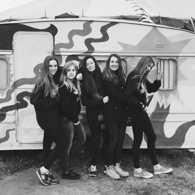 Agustina❀ Paloma❀ Gina❀ Juana❀ Mia C.❀ Giana❀ Pilar❀ Ximena❀ Luna❀ Mia V.❀